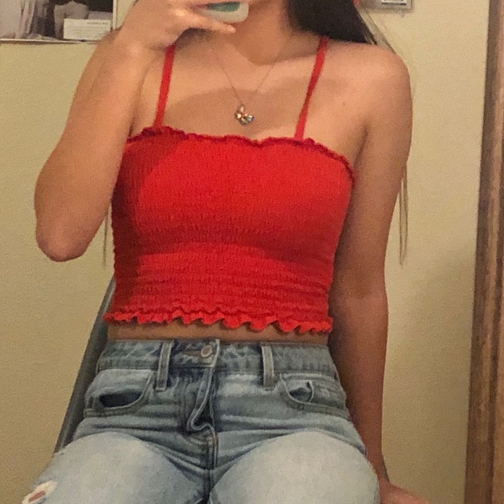 Crop top